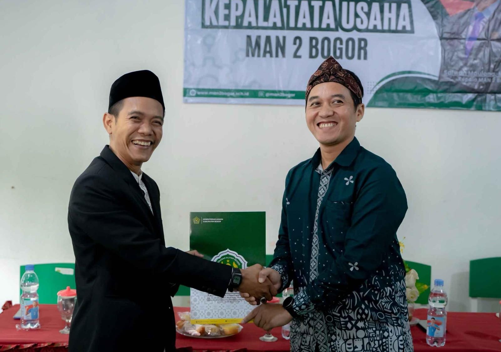 Serah Terima Kepala TU, MAN 2 Bogor Siap Tingkatkan Kinerja