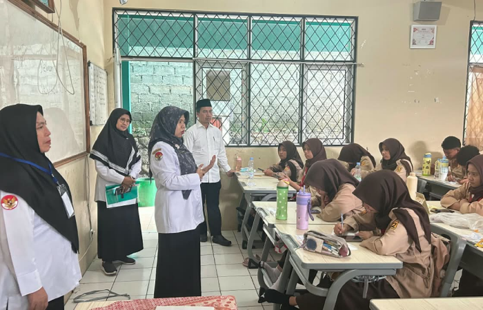 Monitoring STSG dan TO TKA, Kepala MAN 1 Bogor Tekankan Karakter dan Keselamatan Murid