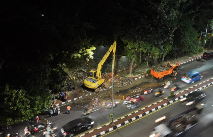 Gerak Cepat Bupati! Pemkab Bogor Bongkar Gunungan Sampah Setara 60 Truk yang Menyumbat Kali Baru